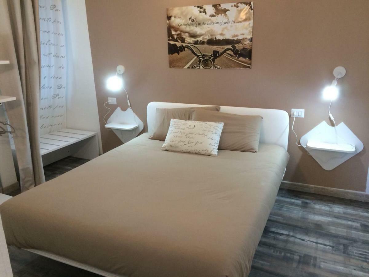 Casa Delle Corti Apartman Colico Kültér fotó